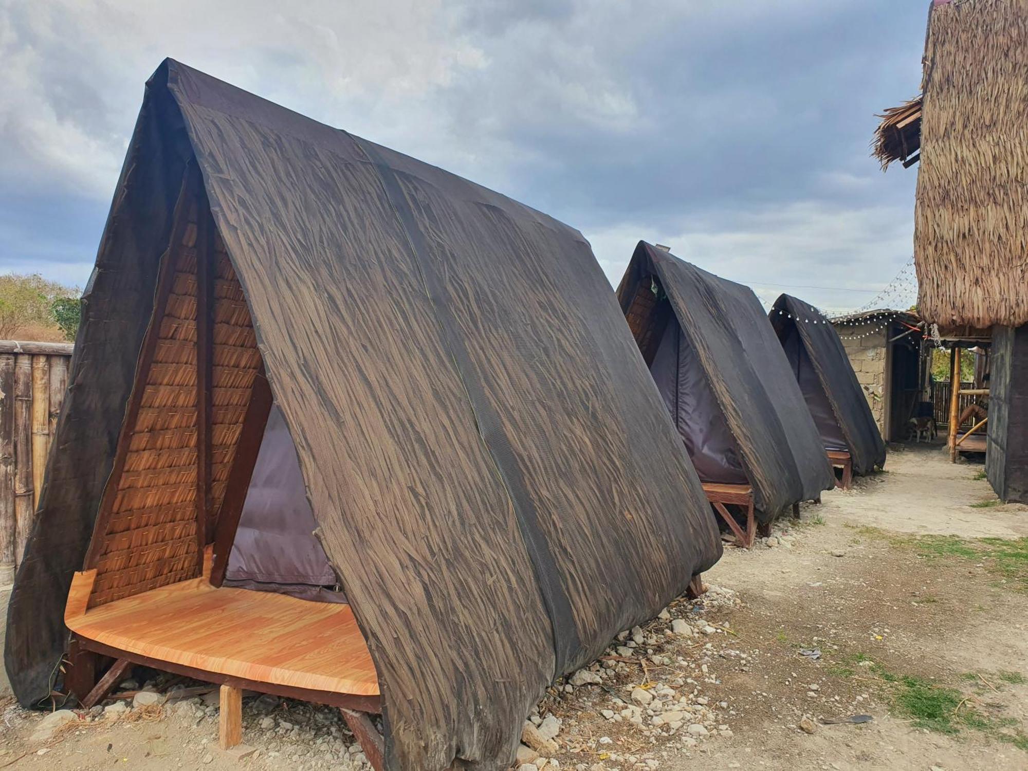 Calatagan'S Bahay Kubo - With Beach Access Batangas ภายนอก รูปภาพ